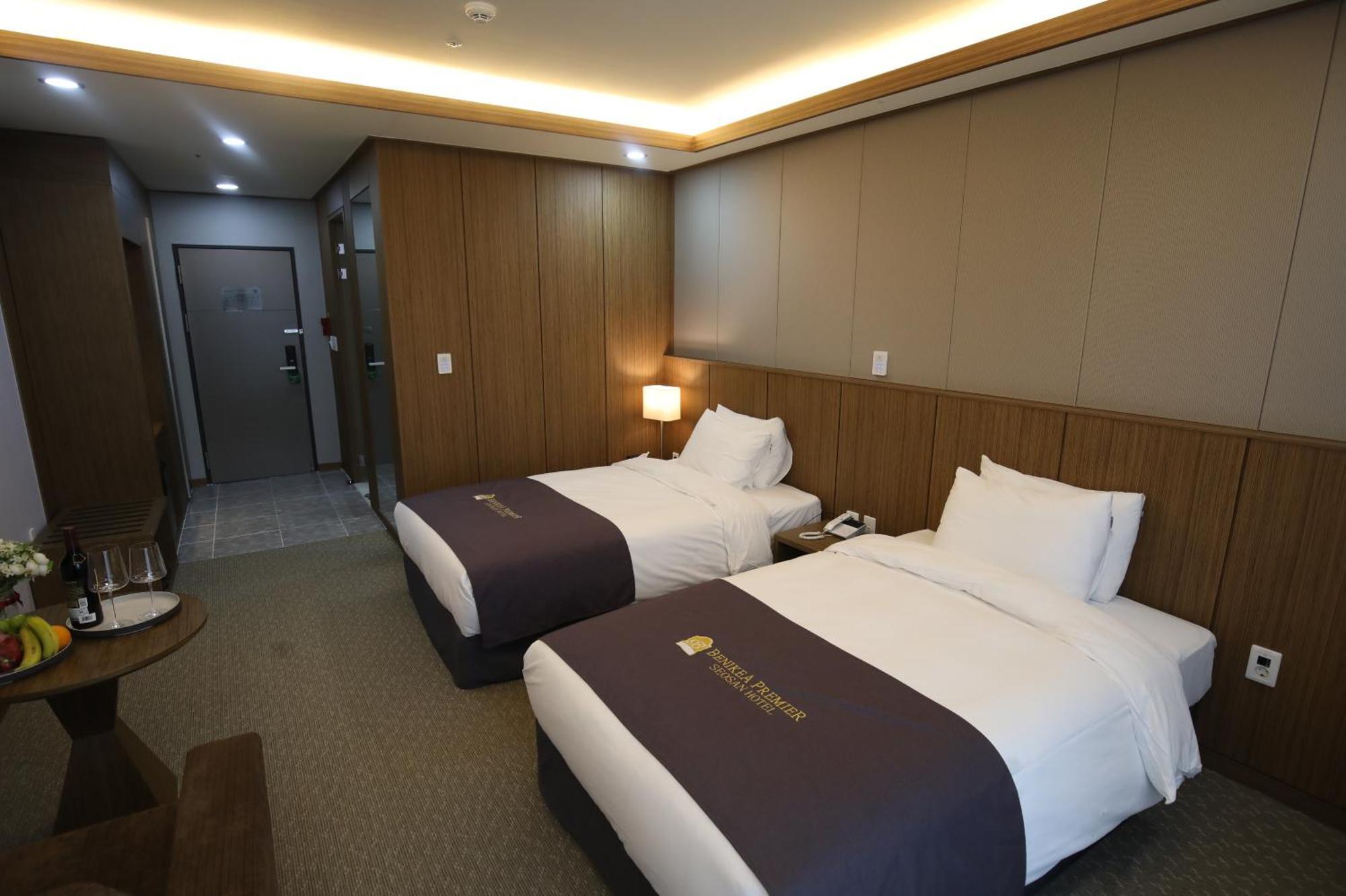 Benikea Hotel Seosan Exterior foto